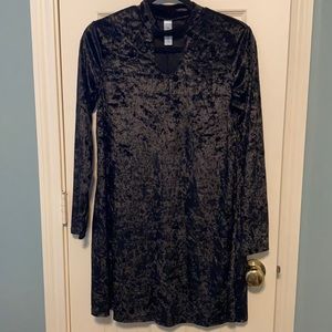 Black key hole dress